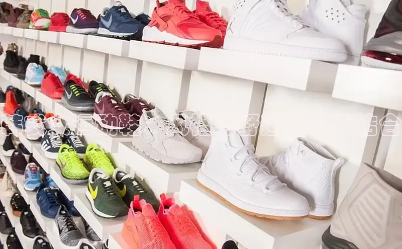 乐玩国际官方唯一官网百度游戏开放平台韩式女运动鞋：风格与舒适的完美结合