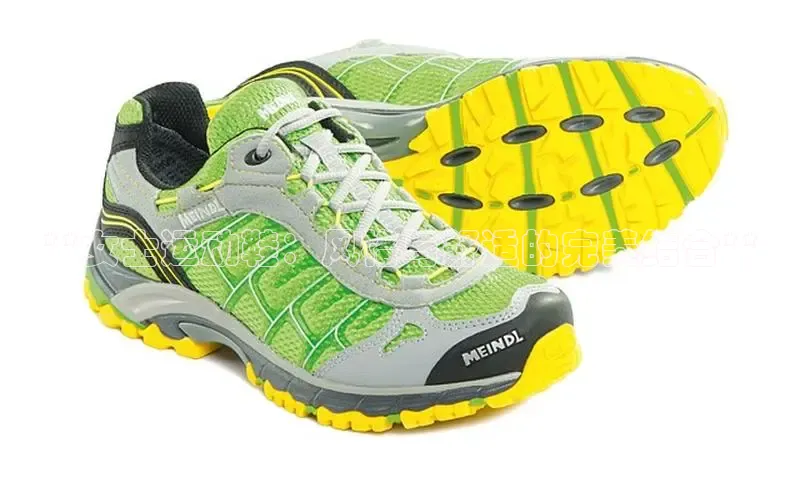 乐玩国际百度网盘**女士运动鞋：风格与舒适的完美结合**